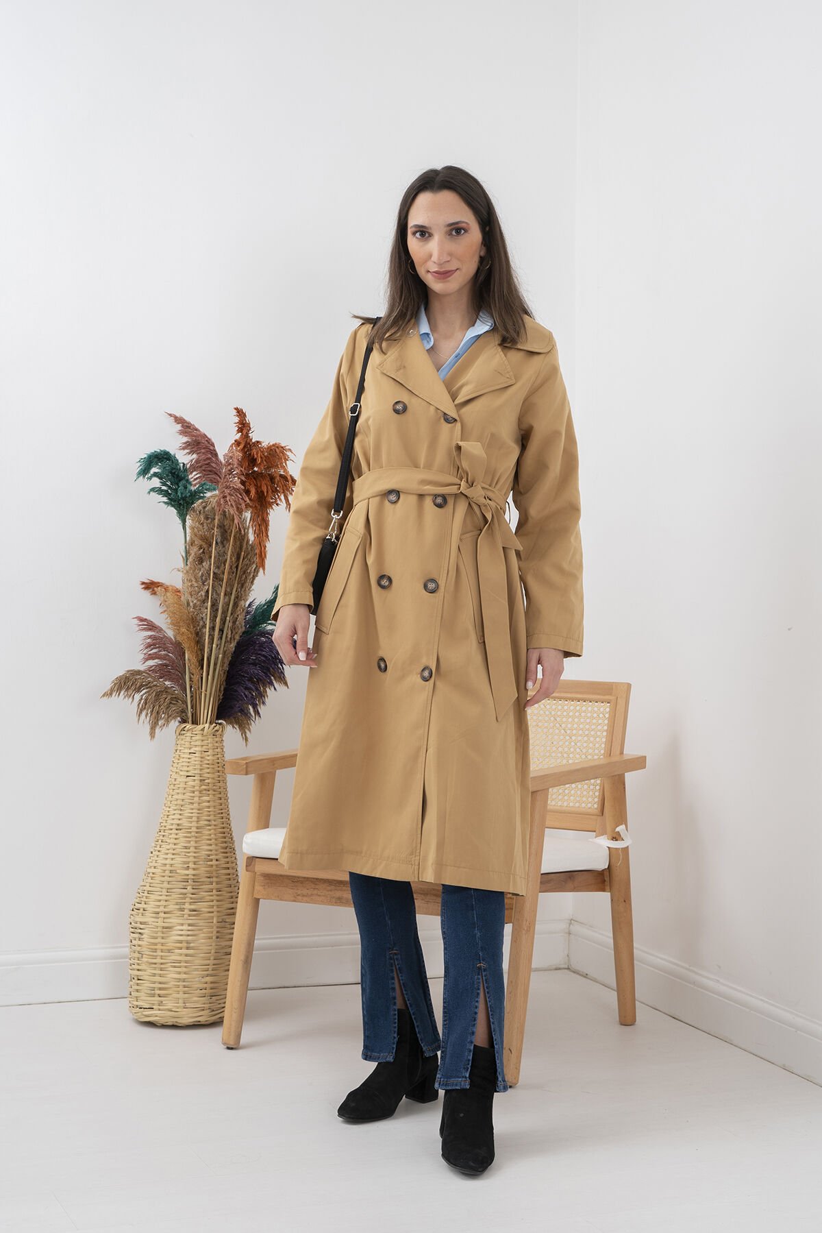 Camel Kruvaze Yaka Sırt Detaylı Kemerli Oversize Trençkot