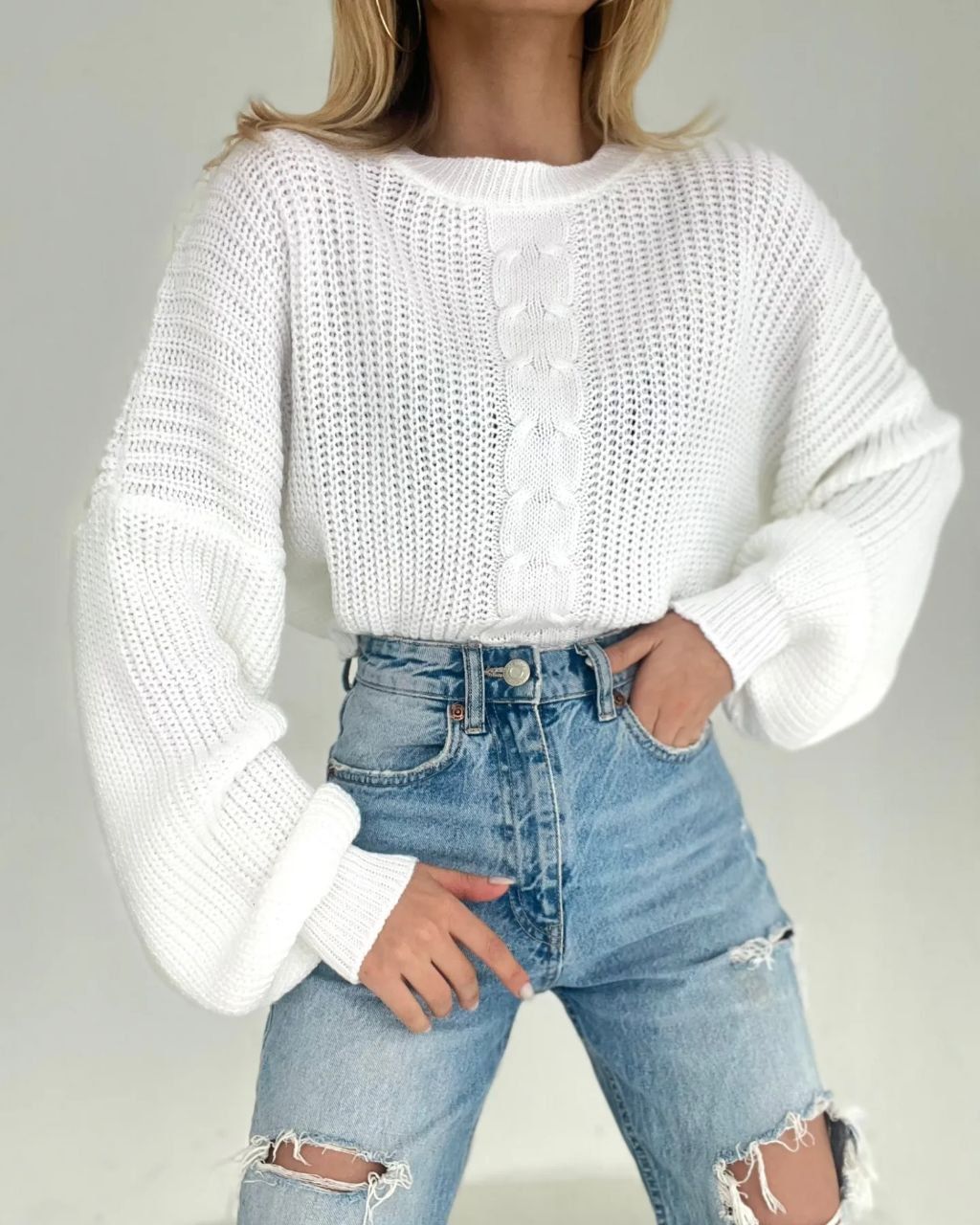 Beyaz Triko Crop Örgü Detaylı Oversize Kazak