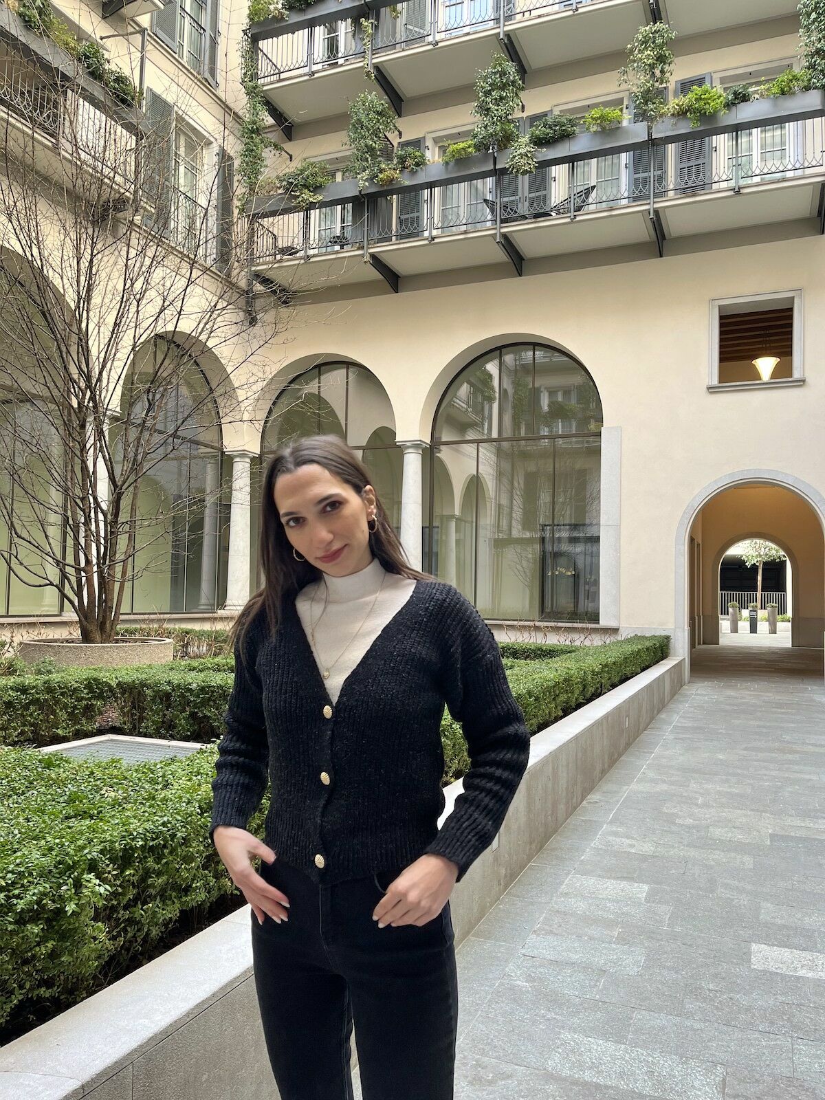 Antrasit Rengi Gold Düğmeli Hırka