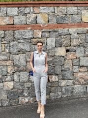 Gri Kolsuz Yaka Detaylı Tulum