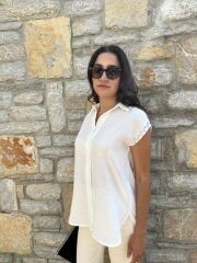 Beyaz Kolları Taş İşlemeli Kolsuz Gömlek