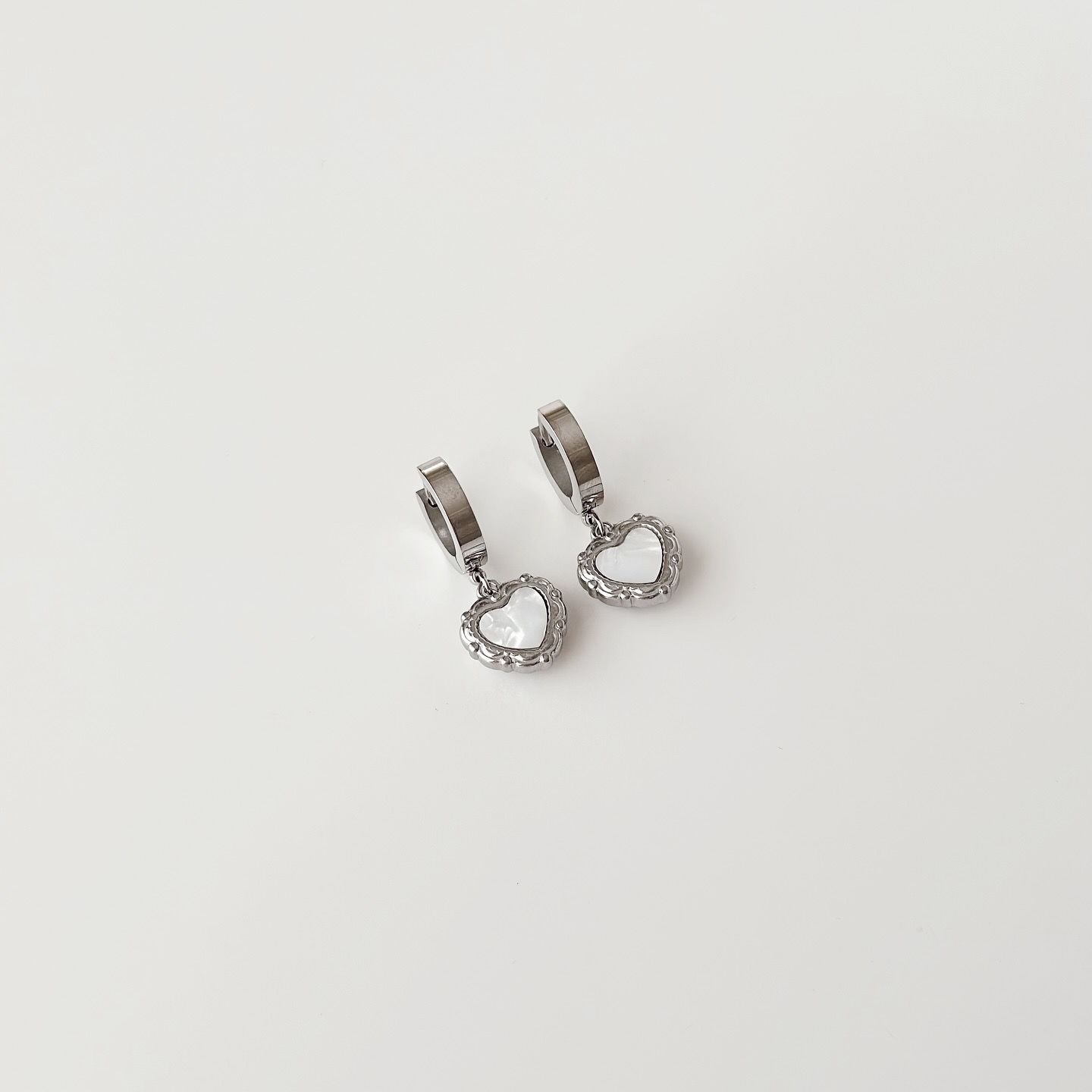 Anne Boleyn Grey Steel Earring