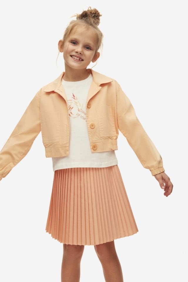 Kız Bebek – Çiçek Desenli Tişört Peach Ceket ve Etekli Takım