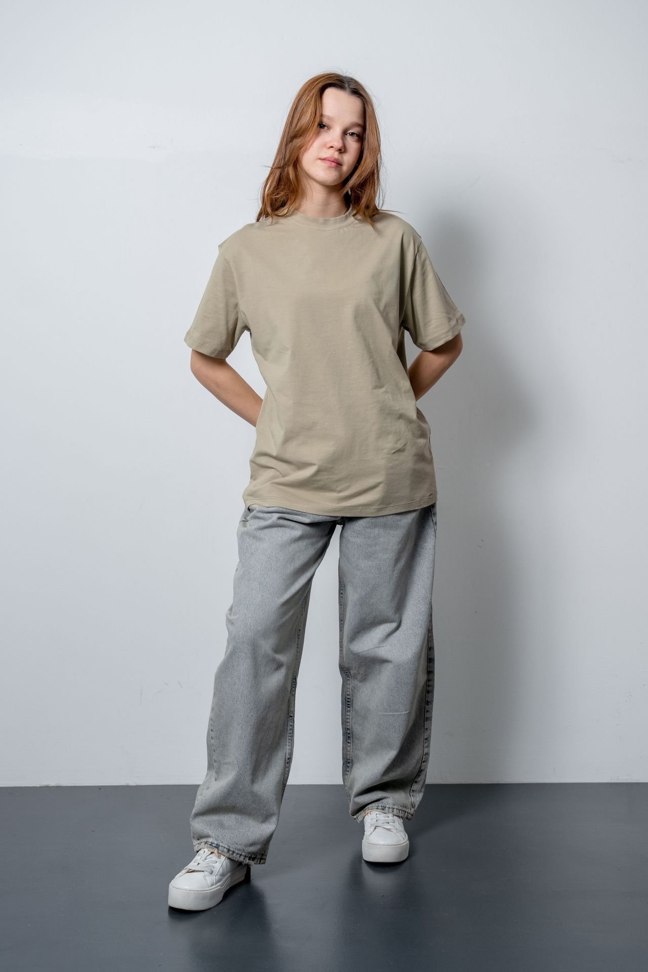 Kız Çocuk Beige Oversize Tshirt Jean Pantolon Takımı