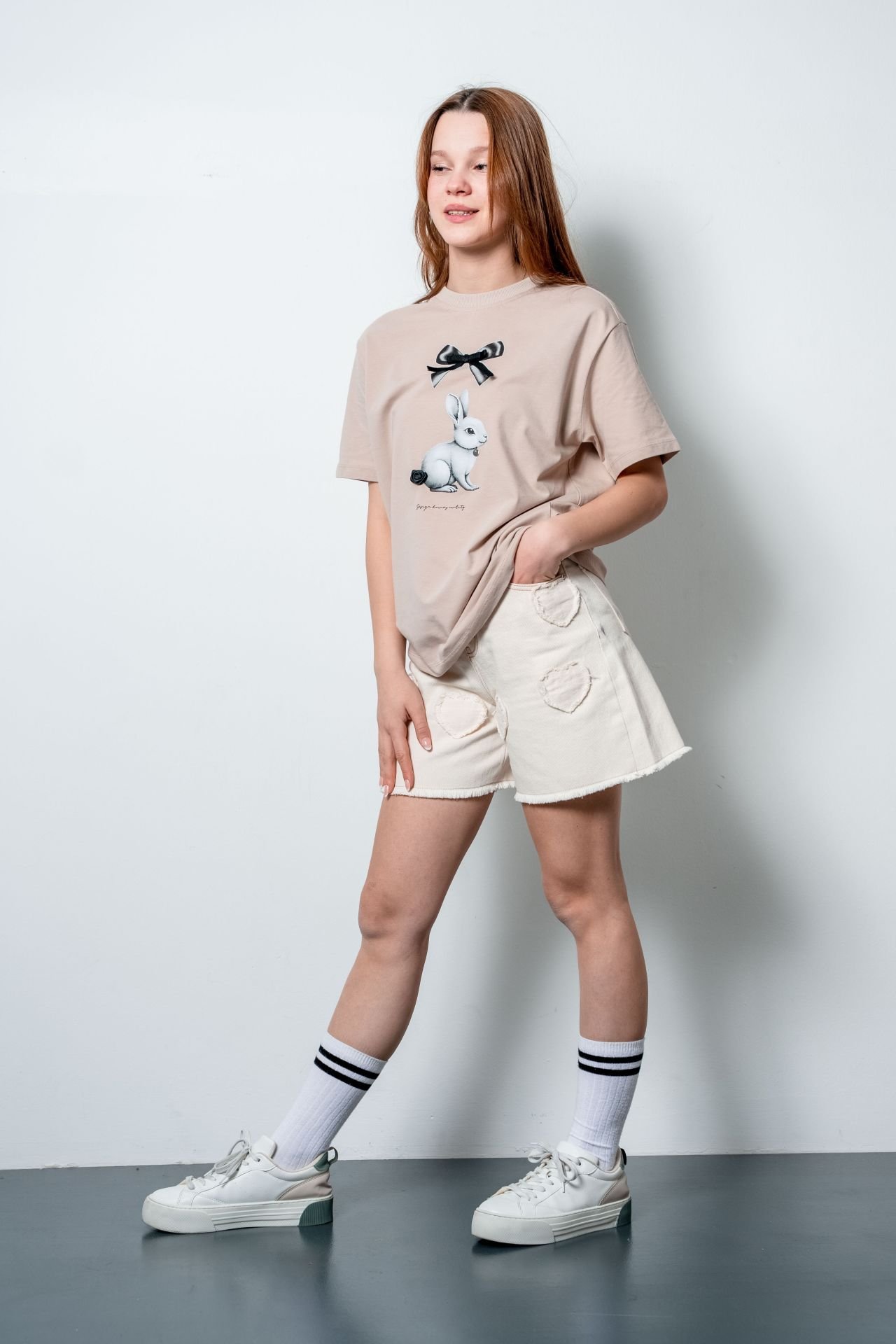 Kız Çocuk Beige Oversize Tshirt Ekru Denim Şort Takımı
