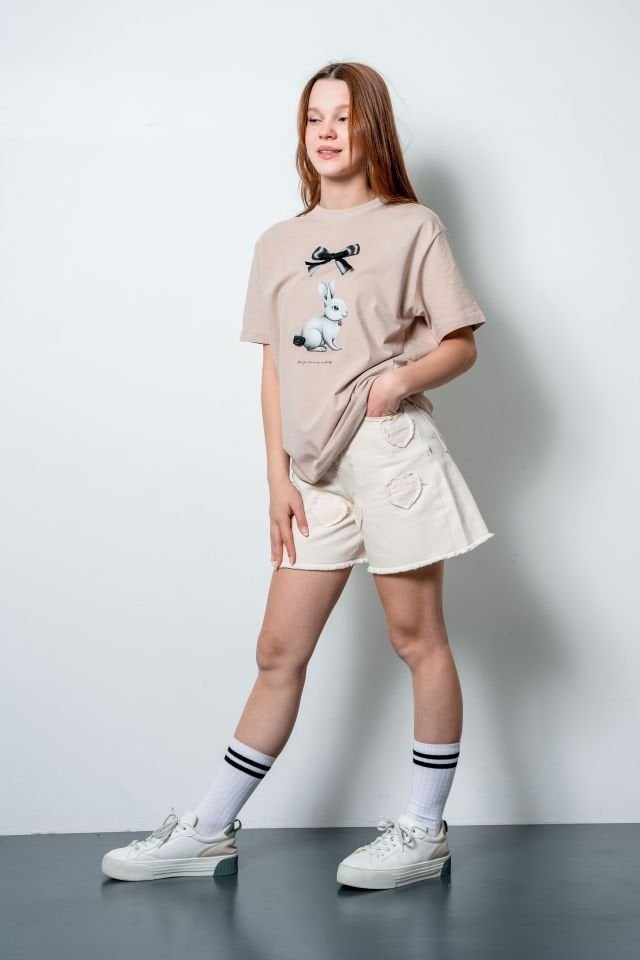 Kız Çocuk Beige Oversize Tshirt Ekru Denim Şort Takımı