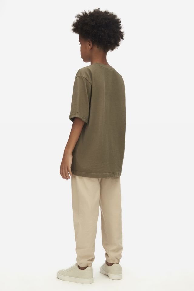 Erkek Çocuk Oversize 2'li Takım – Oversize Kısa Kollu Haki Tişört ve Pantolon