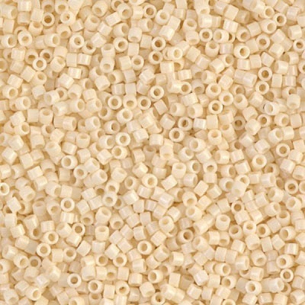 No: 70 Miyuki Delica 11/00 DB0732 | Opak Koyu Krem 3 gram