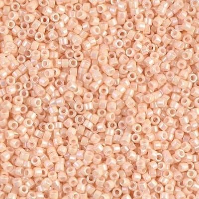 No: 438 Miyuki Delica 11/00 DB1502 | Parlak Şeftali Rengi 3 gram