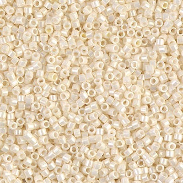 No: 258 Miyuki Delica 11/00 DB0203 | Parlak Ekru 3 gram