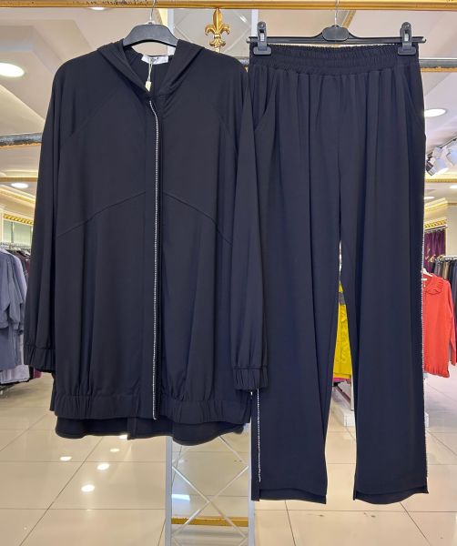 ﻿TAŞ DTY. KAPÜŞONLU HIRKA VE PANTOLONLU TAKIM/TIĞTRİKO
