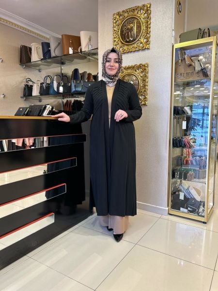 Nurcan Çetin/Yırtmaçlı  Sandy Kumaş Hırka