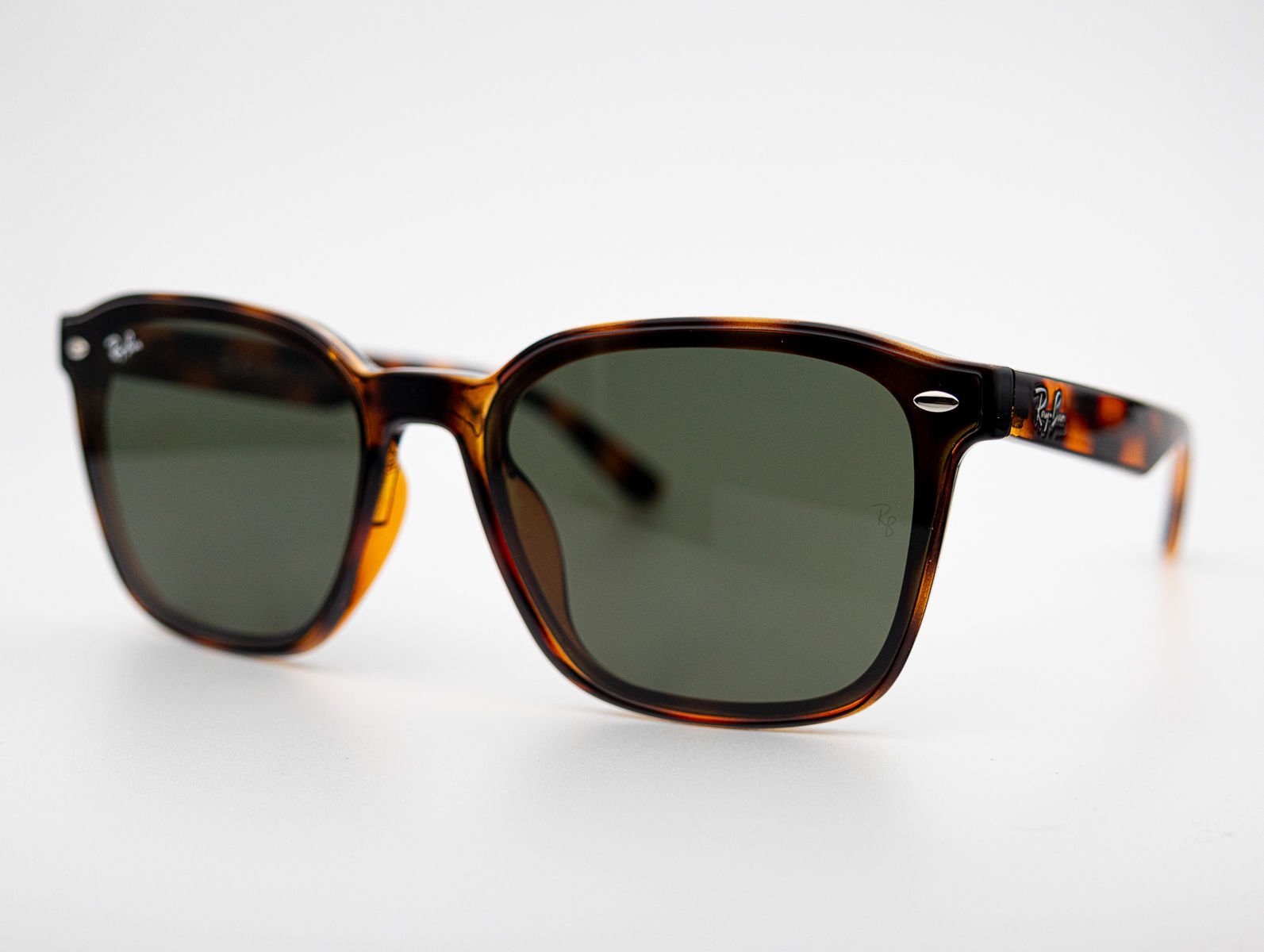 Ray-Ban RB 4392 710/71 66-17 Unisex Güneş Gözlüğü