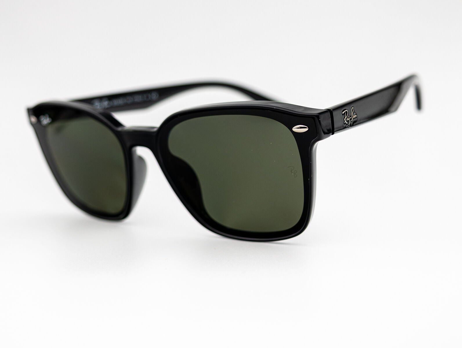 Ray-Ban RB 4392 601 S/9A 66-17 Unisex Güneş Gözlüğü