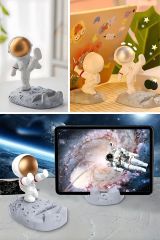 Astronot Temalı Mini Telefon ve Tablet Standı – Uzaydan Gelen Şık ve Pratik Tasarım