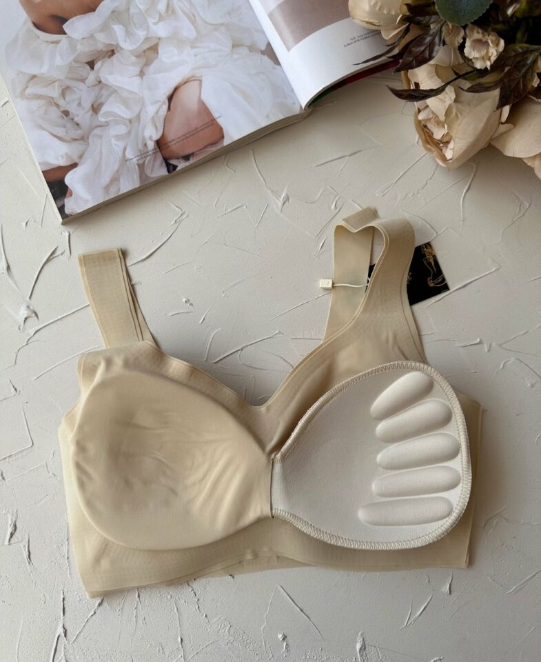 Carla Balensiz Dikişsiz Push-up Invisible Ice-Silk (Görünmez) Sütyen - İthal Bra Ten Rengi - XL