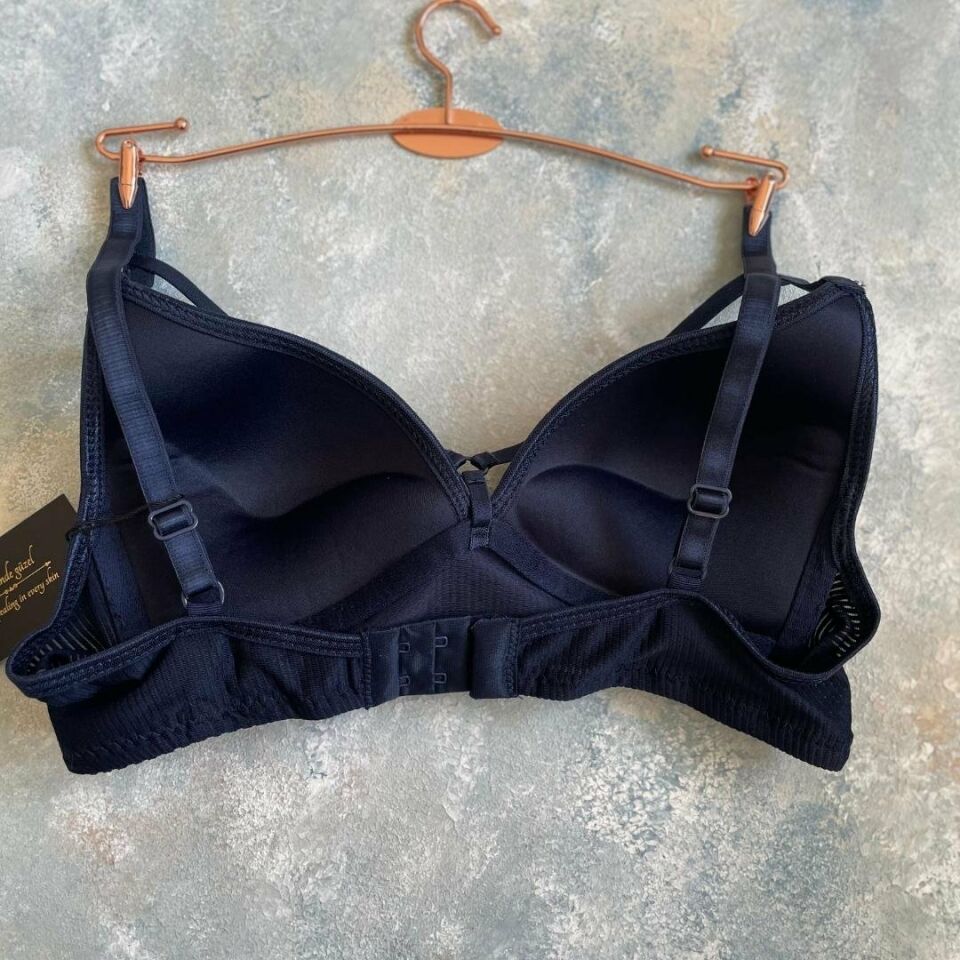 Belle Kadın Balensiz Günlük Kullanım Push-up Özellikli Sütyen Lacivert - 90B