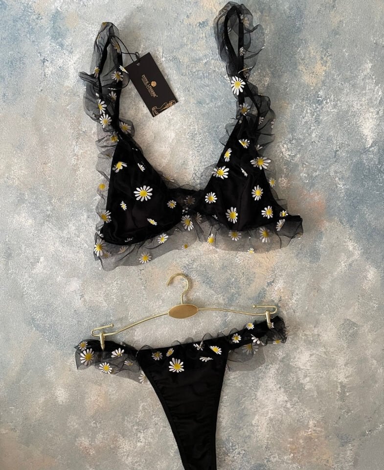 Kadın Siyah Papatya Desenli Tül Detaylı Bralet Takım M/L