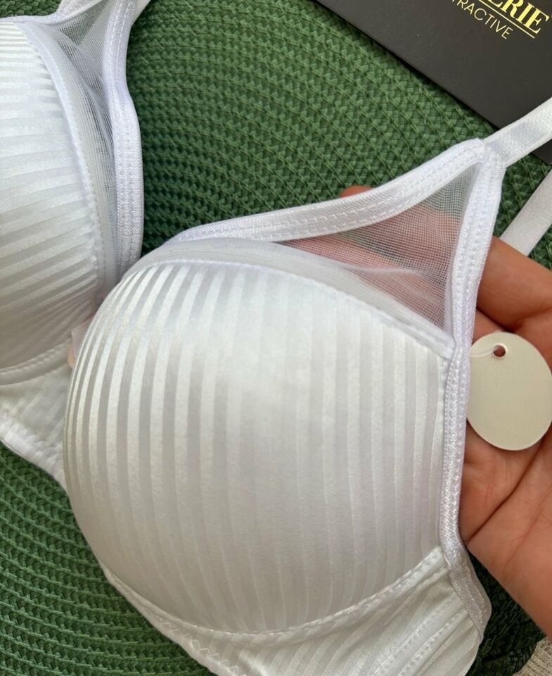 Evelyn Parlak Saten Çizgi Detaylı C cup Balenli Desteksiz Önü Tül Detaylı Şık Sütyen Beyaz - 100C