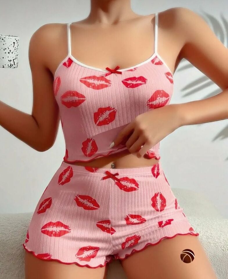 Lily Pembe Siyah Pembe Öpücük Desenli %100 Pamuk İnce Askılı Büstiyer Şort Takım Pembe - L/XL