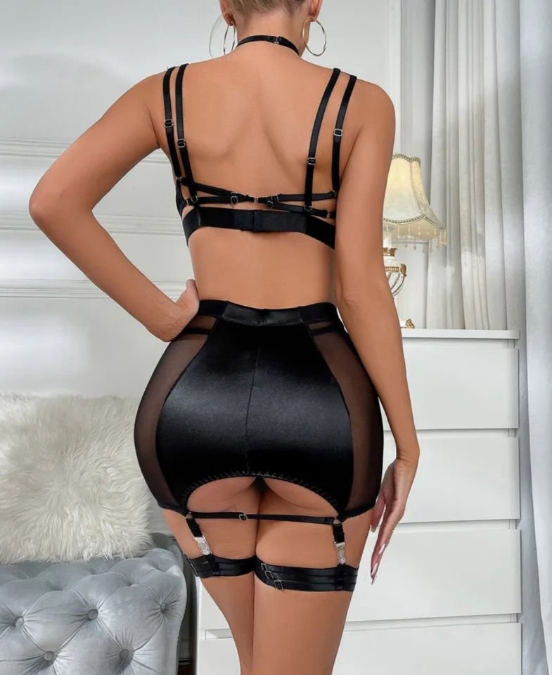 Kadın Tasarım Siyah Etekli Lateks Deri Jartiyerli Bralet Tanga Jartiyer Takım -8466 XL