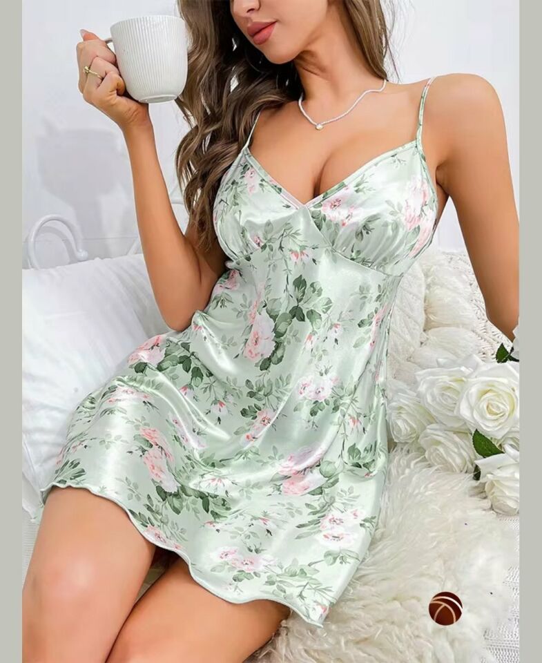 Intive Mint Yeşili Gül Çiçek Desenli V Yaka Saten İnce Askılı Mini Gecelik Mint Yeşili - S