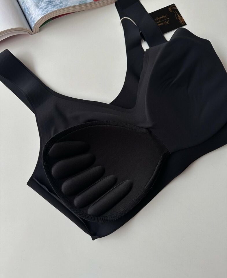 Intive Balensiz Dikişsiz Push-up Çıkarılabilir Padli Invisible (Görünmez) Bralet - İthal Bra Intive Balensiz Dikişsiz Push-up Çıkarılabilir Padli Invisible (Görünmez) Bralet - İthal Bra