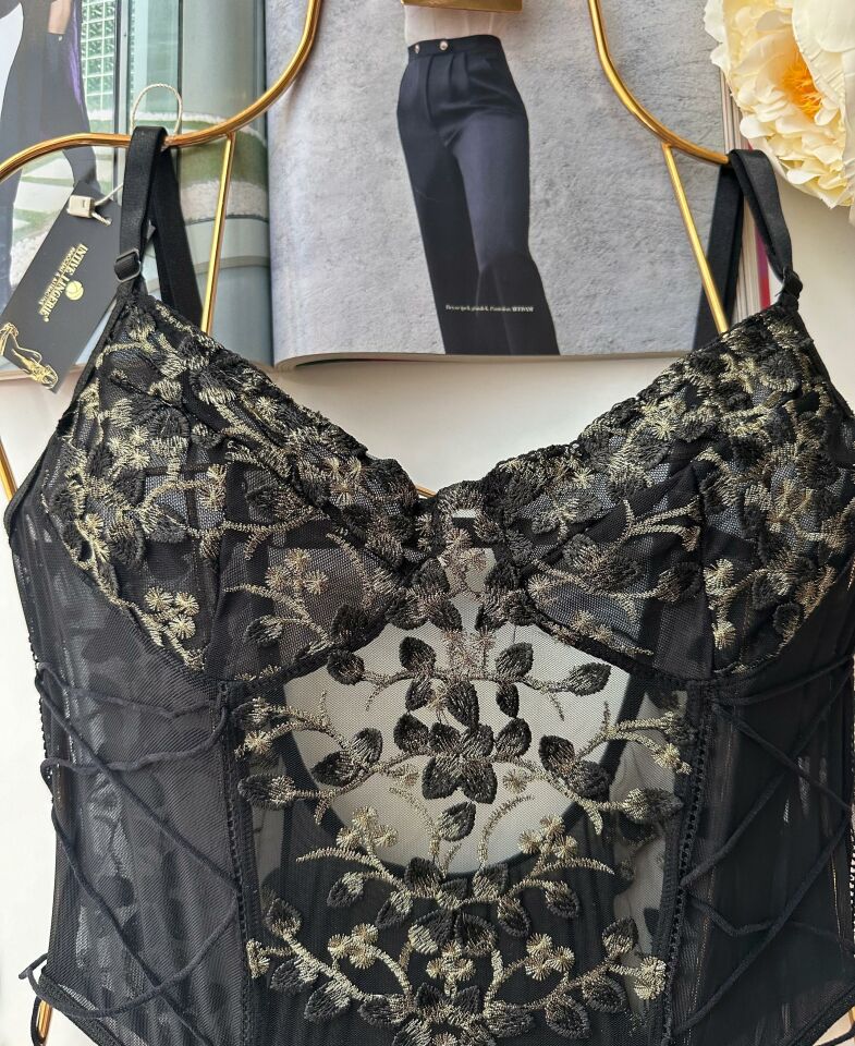 Blair New Siyah Gold Siyah İşlemeli İthal Çıtçıtlı Bodysuit Siyah/Gold - M