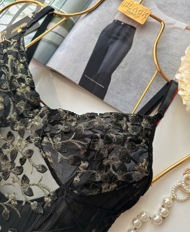 Blair New Siyah Gold Siyah İşlemeli İthal Çıtçıtlı Bodysuit Siyah/Gold - M