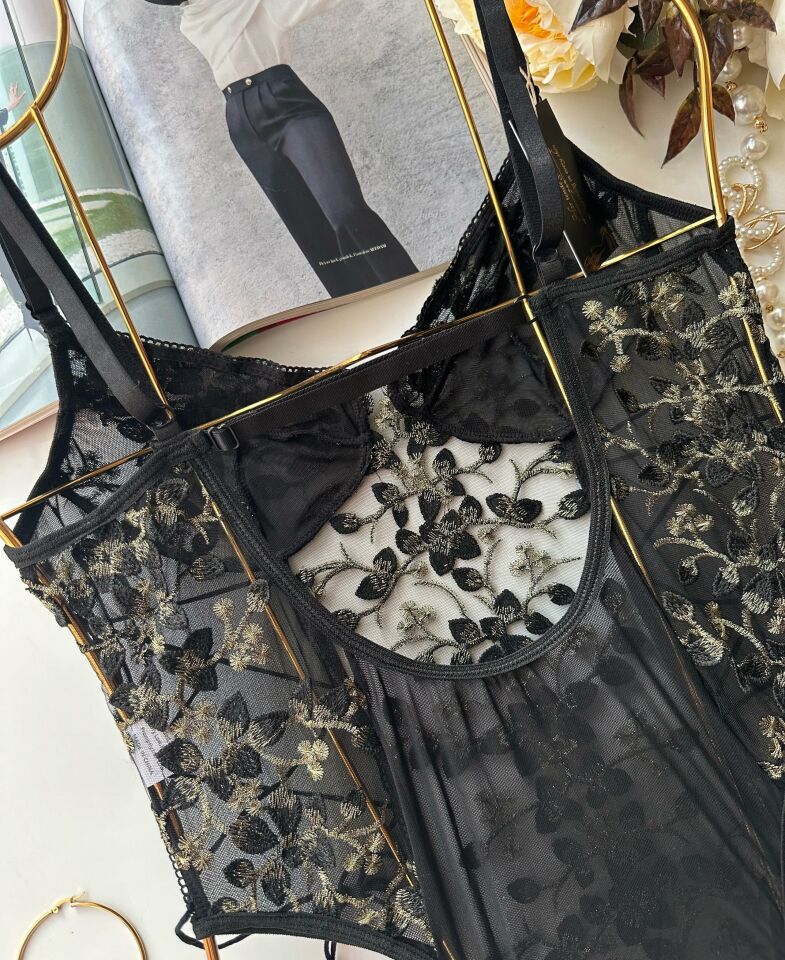 Blair New Siyah Gold Siyah İşlemeli İthal Çıtçıtlı Bodysuit Siyah/Gold - M