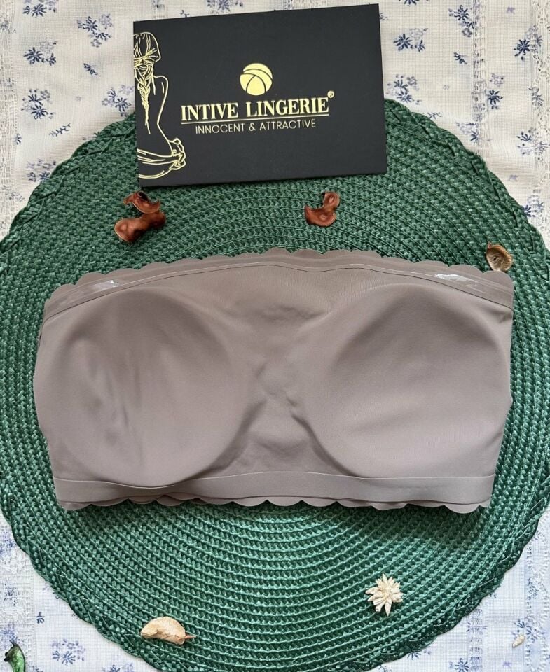Hazel Silikonlu Askısız Balensiz Lazer Kesim Dikişsiz Çıkarılabilir Padli İthal Straplez Sütyen Hazel Silikonlu Askısız Balensiz Lazer Kesim Dikişsiz Çıkarılabilir Padli İthal Straplez Sütyen