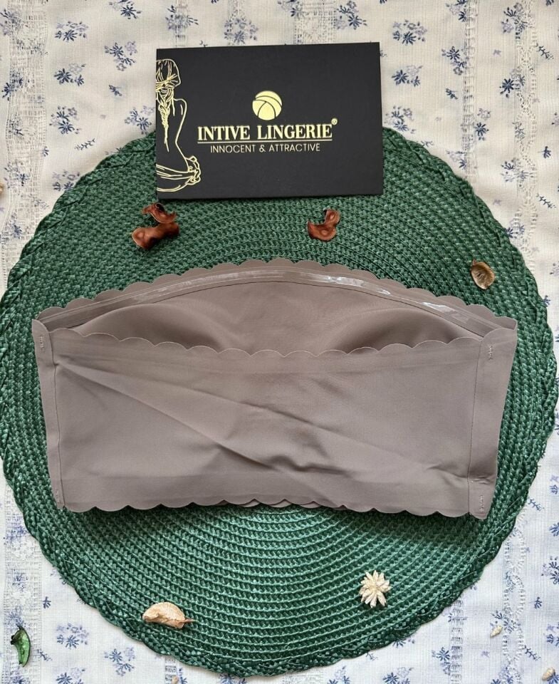Hazel Silikonlu Askısız Balensiz Lazer Kesim Dikişsiz Çıkarılabilir Padli İthal Straplez Sütyen Hazel Silikonlu Askısız Balensiz Lazer Kesim Dikişsiz Çıkarılabilir Padli İthal Straplez Sütyen