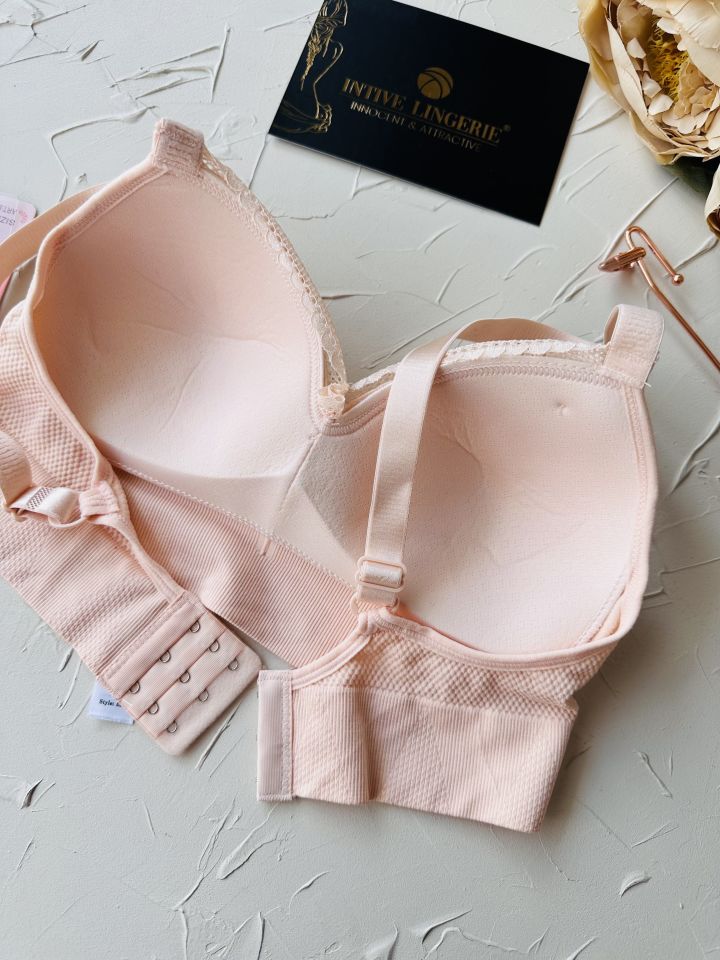 Celine C Cup Bambu Hisli Ultra Rahat Polamid Kumaştan Dokulu Dantel Detaylı Balensiz Desteksiz Sütyen Pudra  - 85C