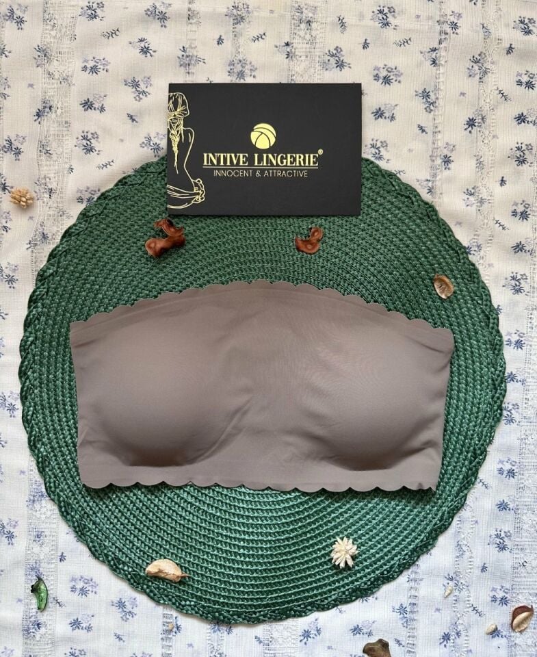 Hazel Silikonlu Askısız Balensiz Lazer Kesim Dikişsiz Çıkarılabilir Padli İthal Straplez Sütyen Hazel Silikonlu Askısız Balensiz Lazer Kesim Dikişsiz Çıkarılabilir Padli İthal Straplez Sütyen