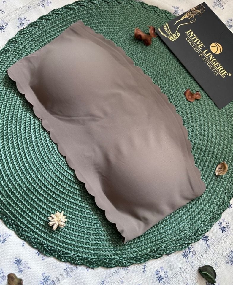 Hazel Silikonlu Askısız Balensiz Lazer Kesim Dikişsiz Çıkarılabilir Padli İthal Straplez Sütyen Hazel Silikonlu Askısız Balensiz Lazer Kesim Dikişsiz Çıkarılabilir Padli İthal Straplez Sütyen