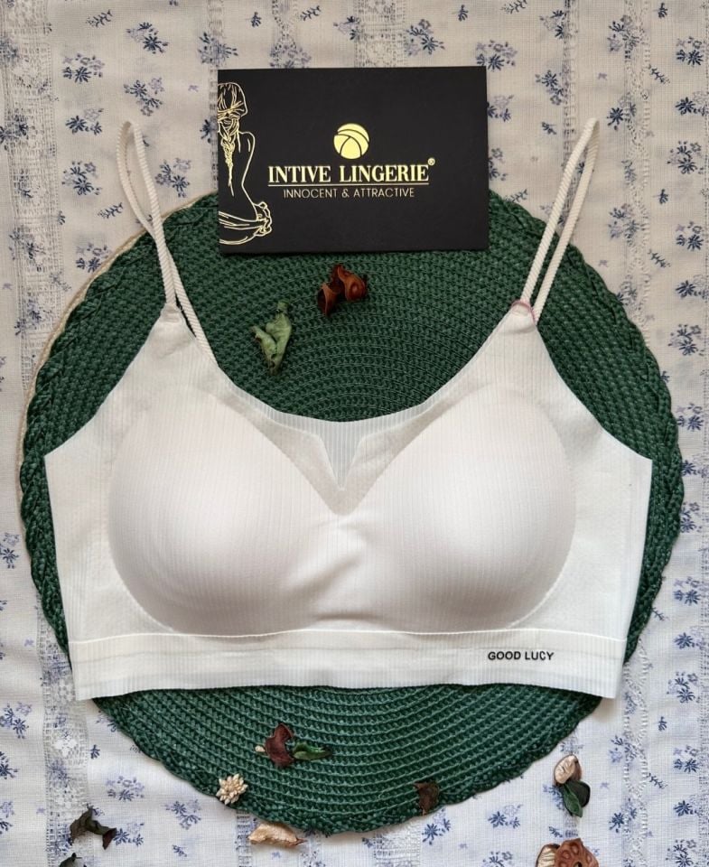 Valentina Fitilli İnce Askılı Hafif Destekli Kopçasız Dikişsiz Lazer Kesim Bralet/Sütyen/Büstiyer Valentina Fitilli İnce Askılı Hafif Destekli Kopçasız Dikişsiz Lazer Kesim Bralet/Sütyen/Büstiyer