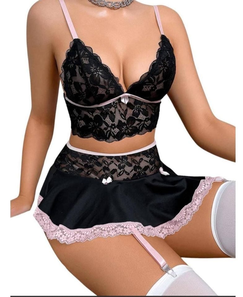 Bella Kadın Dantelli Mini Etekli Jartiyerli Sütyen Tanga Etek Çorap Takım Kırmızı - S/M