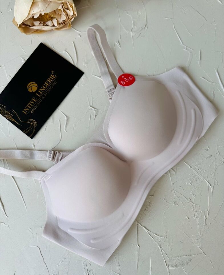 Olivia Balensiz Dikişsiz Lazer Kesim Hafif Destekli Önü Dantel Detaylı Yeni Nesil Sütyen (Intive Özel) Pudra  - 75B
