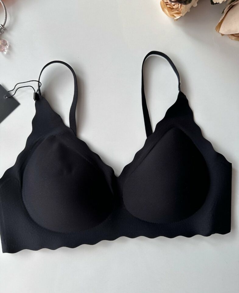 Carla İthal Lazer Kesim Dikişsiz Çıkarılabilir Padli Destekli Rahat Sütyen/Bralet -82 Siyah - L