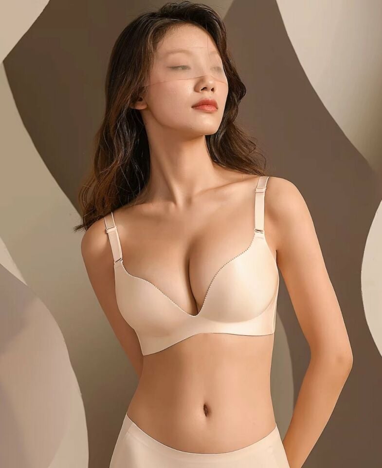 Angelina Push-up Balensiz Dikişsiz V Yaka İthal Kaliteli Düz Renk İz Belli Etmez Sütyen Pudra  - 75B