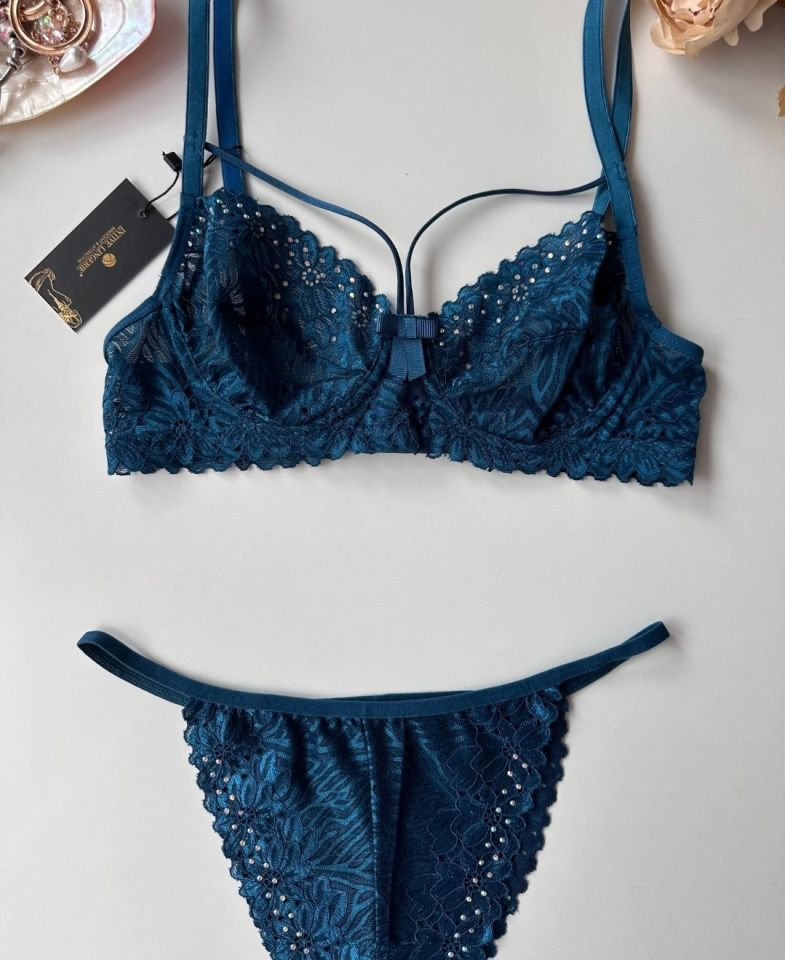 Lace Love Parlak Kumaş Dantelli Balenli Cheeky Külot Sütyen Takım Petrol Yeşili - 95B