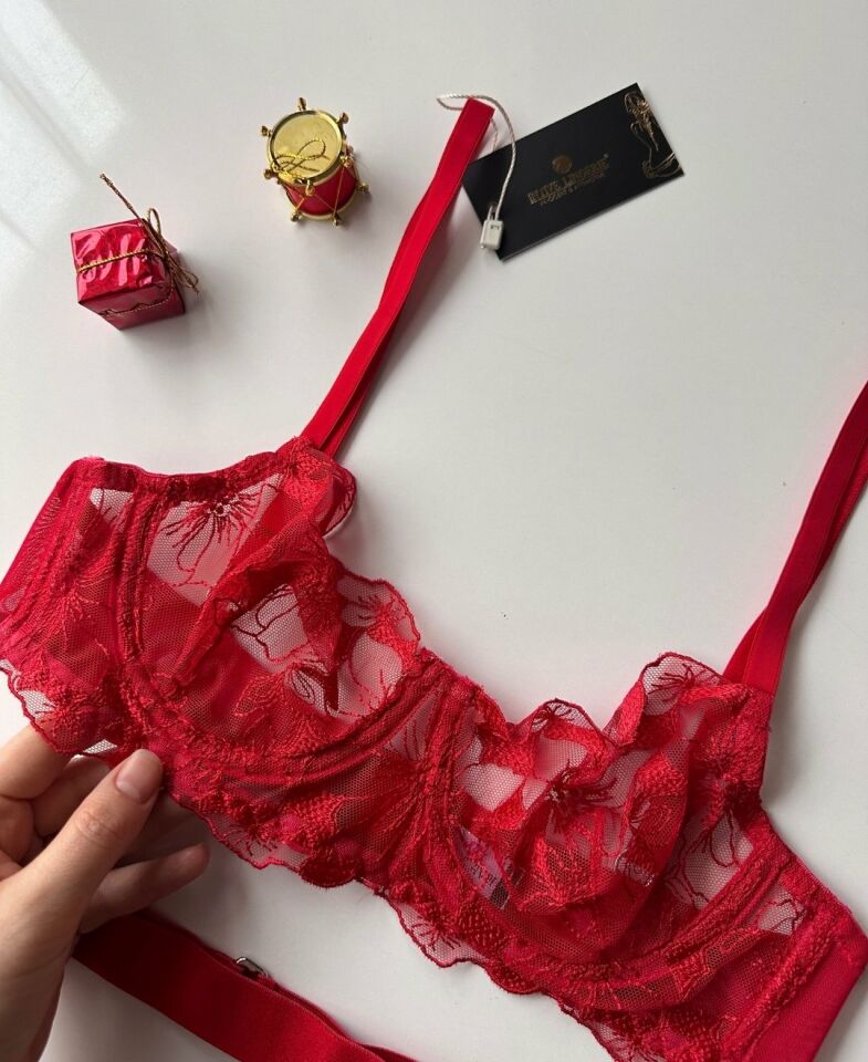 Romance Kırmızı Çiçek Desenli Balenli Jartiyer Takım 75B