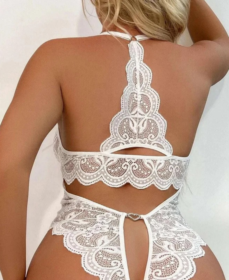 Kadın Dantelli Kalp Aksesuarlı Göğüs ve Ağı Açık Babydoll/Bodysuit -8459 Bordo - L