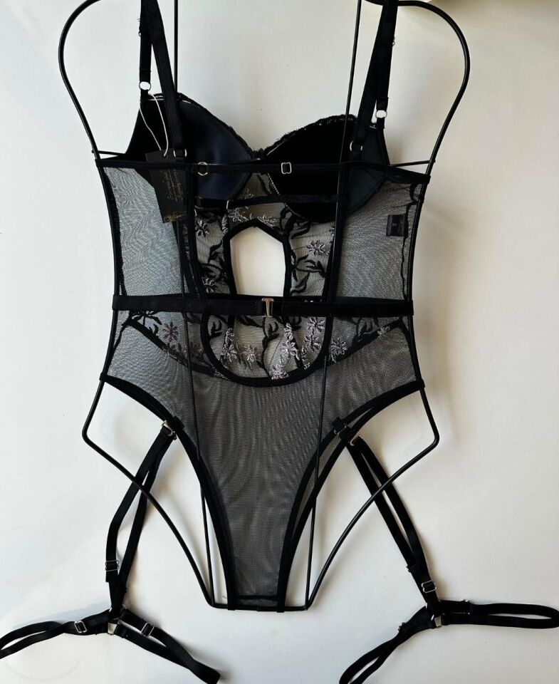 Alora Çiçek Desenli Transparan Tasarım Jartiyerli Padlli Bodysuit Siyah - L