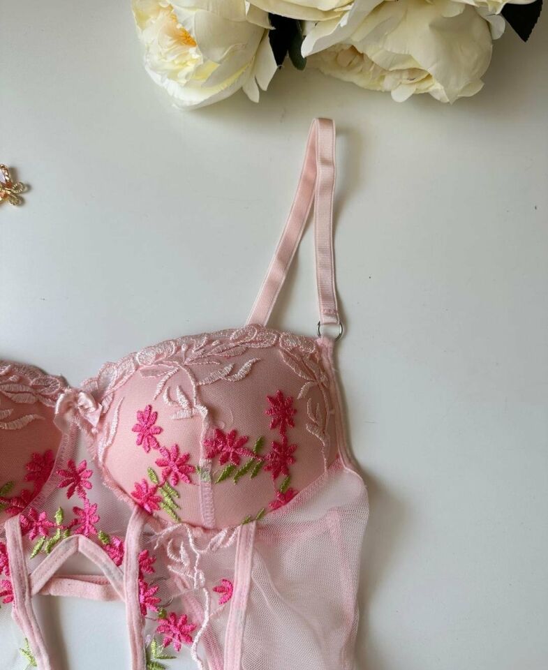 Alora Çiçek Desenli Transparan Tasarım Jartiyerli Padlli Bodysuit Pembe - S