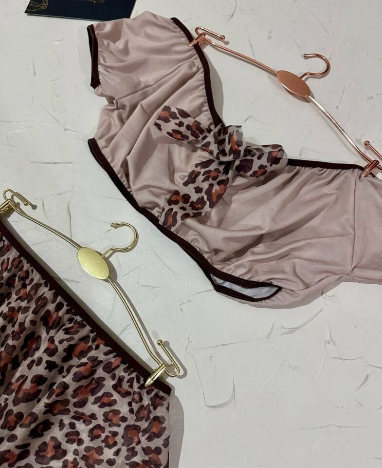 Lily Bianca Bej/Kahve Leopar Desen Mini Etekli Büstiyer String Fantezi Takım -163 Bej - L/XL