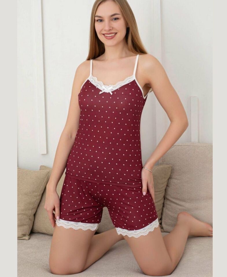Intive Dantel Detaylı Yumuşacık Bordo Puantiye Desenli Askılı Bluz Şort Pijama Takımı Bordo - XL
