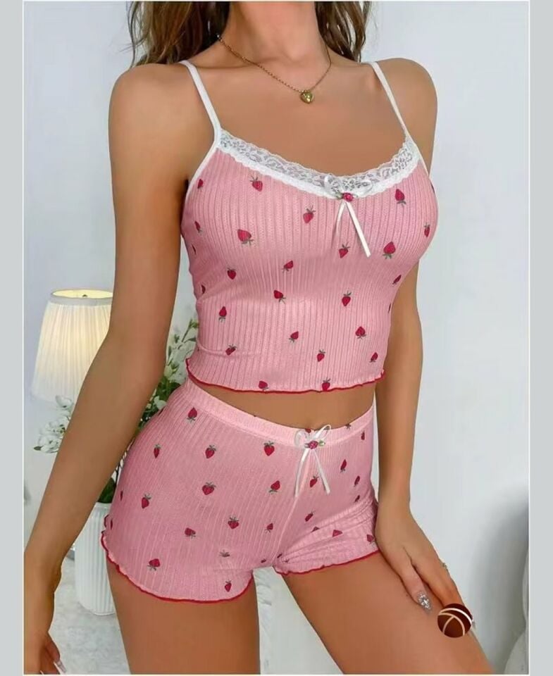 Lily Pembe Çilek Desenli Dantelli Vintage %100 Pamuk İnce Askılı Büstiyer Şort Takım Pembe - S/M