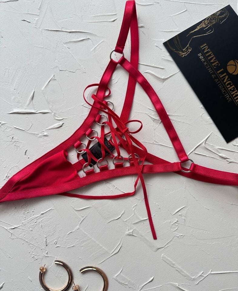 Amelie Önü Açık Bağlama Detaylı Kaliteli Fantasy G-String (Kırmızı-Beyaz-Siyah) Kırmızı - Standart