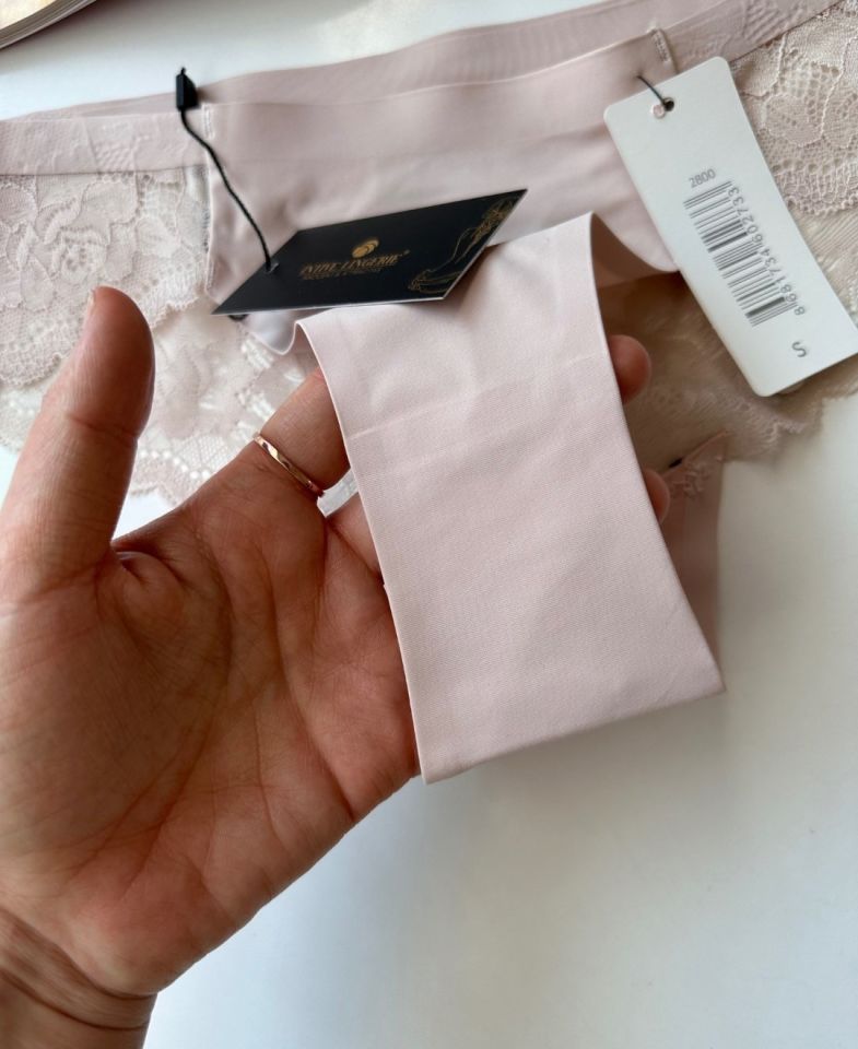 Orijinal Lazer Kesim Üstün Kalite Spandex Invisible Dikişsiz Dantelli Slip/Tanga - 2800 Pudra  - L